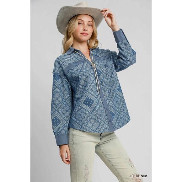 Umgee Paisley Pattern Long Sleeves Buttoned Relaxed Fit Light Denim Shirt Jacket - Picture 4 of 7